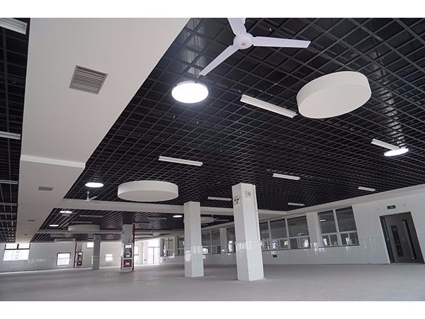 地下空間的自然采光解決方案——索樂圖導光管采光系統(tǒng)