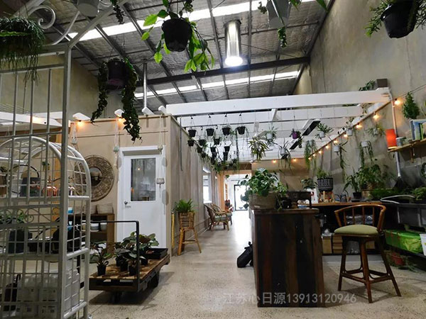 索樂圖導光管應(yīng)用于餐廳案例