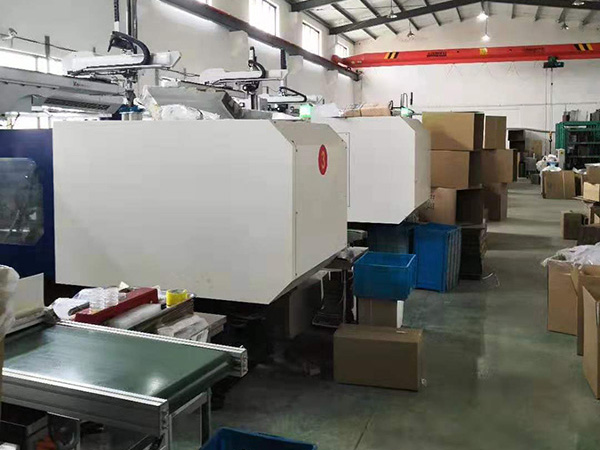 注塑機(jī)水垢怎么清洗，心日源給你不一樣的解決方案